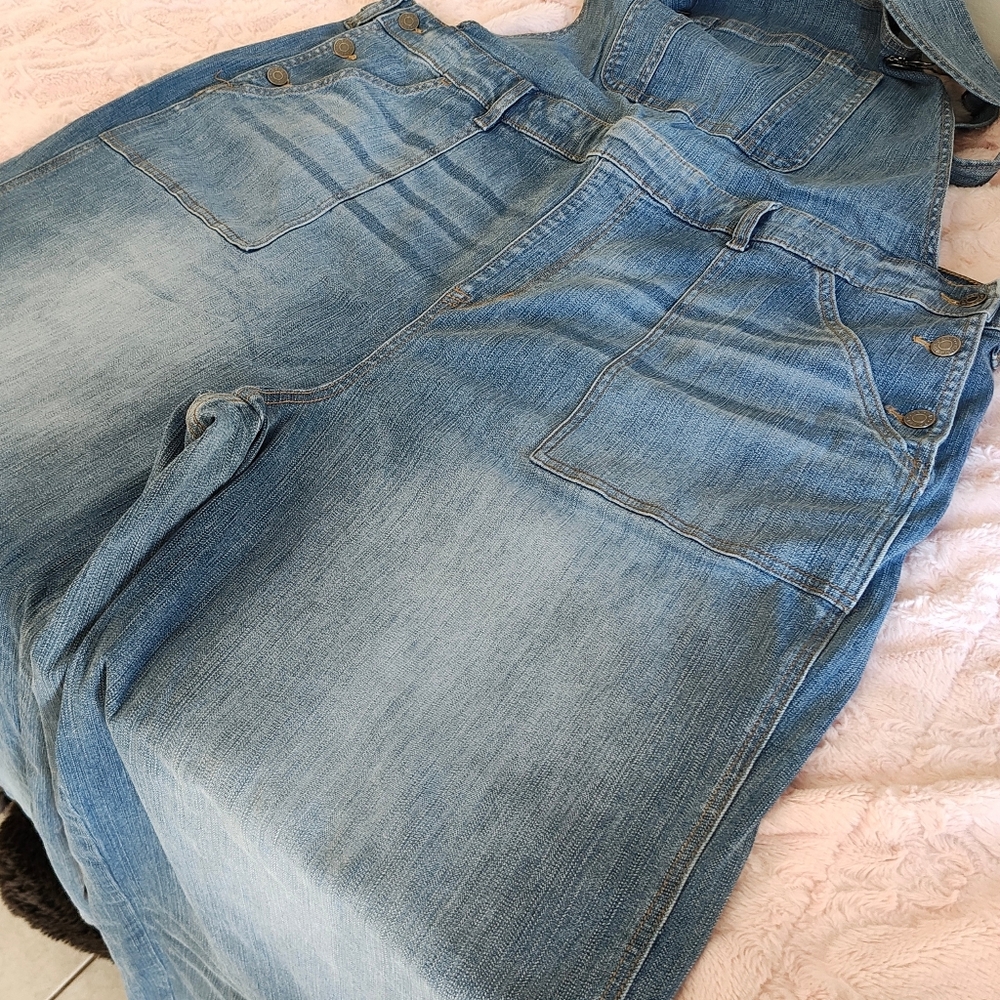 Wide Leg Overalls - Picture 7 of 11